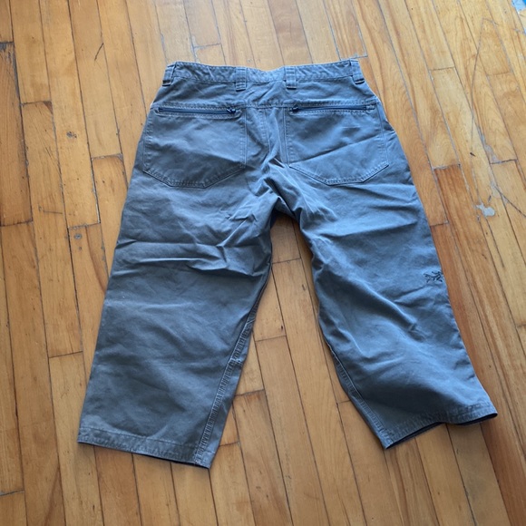 Men capri Arc’teryx pants - Picture 2 of 9